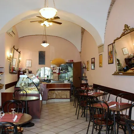 Via Gradini Lägenhet Putignano